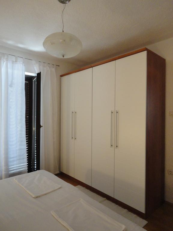 Apartment Mira セニ 部屋 写真